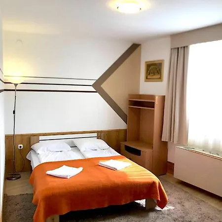 Apartament Art Eden *